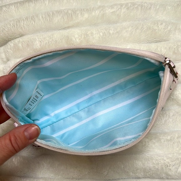 Jujube Be Set Beach Shore Print Set of 3 Nesting Zip Bags - Picture 7 of 11